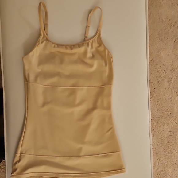 Women's Flexees Cream Tank Top - Picture 1 of 1